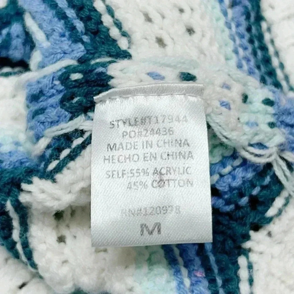 Entro Ivory and Cornflower Chevron Crochet Knit Bohemian Top Size M - Picture 8 of 10